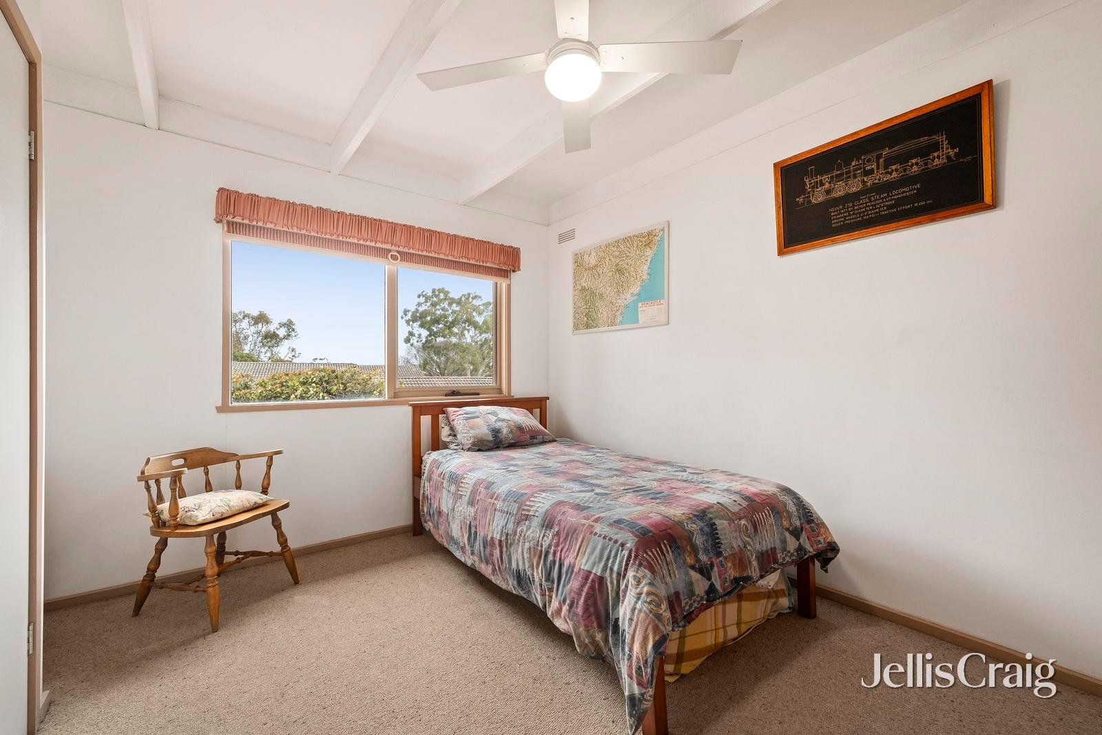 76 Woodville Road, Mooroolbark image 12