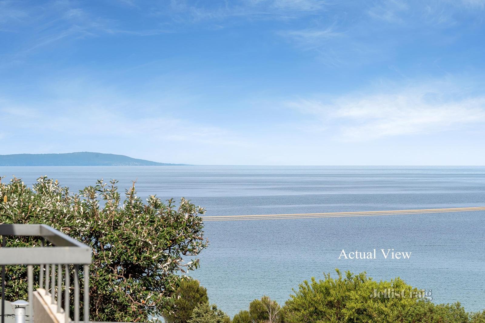 7/60 Beach Road, Mentone image 6