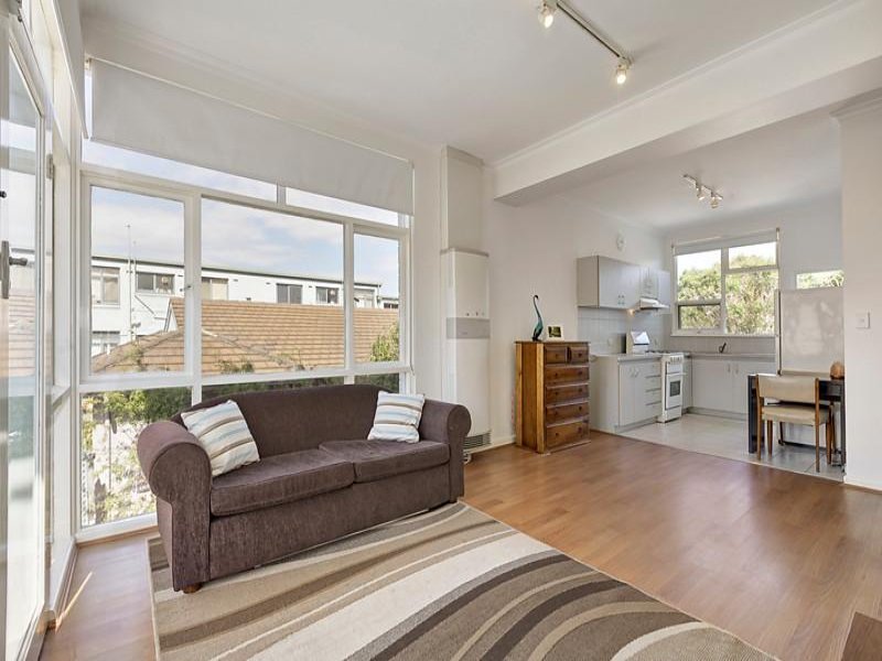 7/614 Inkerman Street, Caulfield North image 1