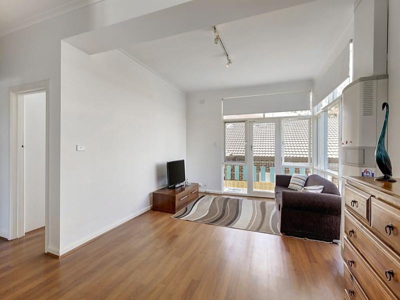 7/614 Inkerman Street, Caulfield North image 2