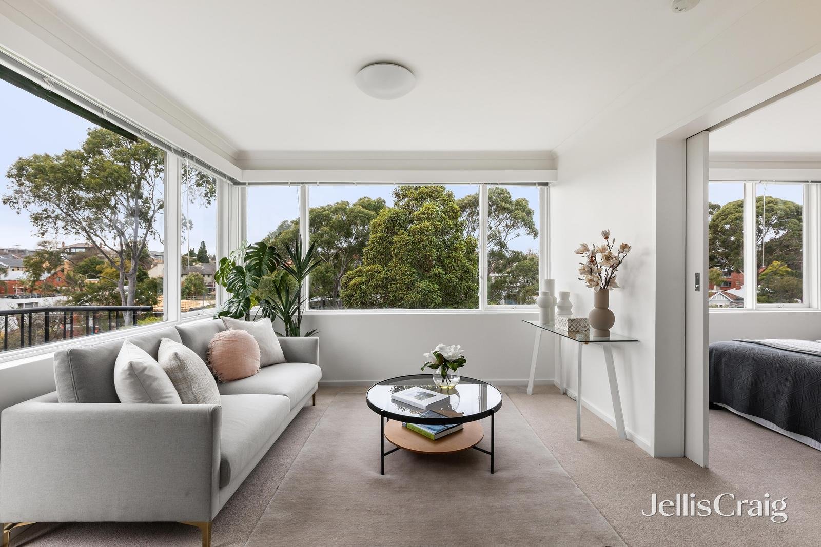 7/63 Evansdale Road, Hawthorn image 3