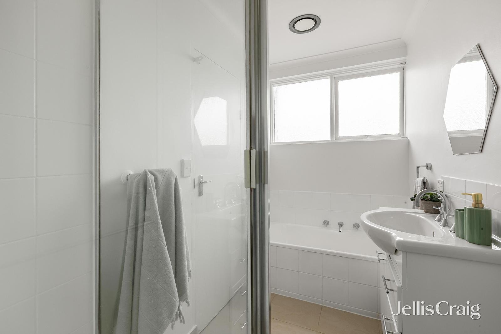 7/63 Evansdale Road, Hawthorn image 8