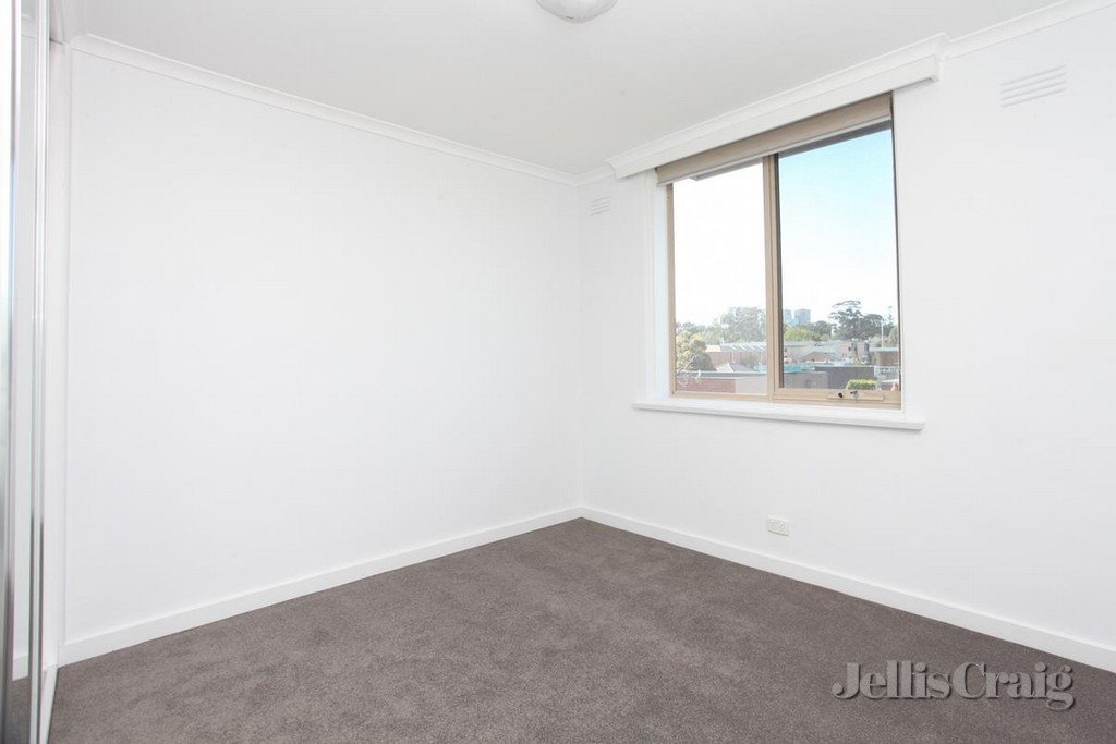 7/63 Millswyn Street, South Yarra image 3