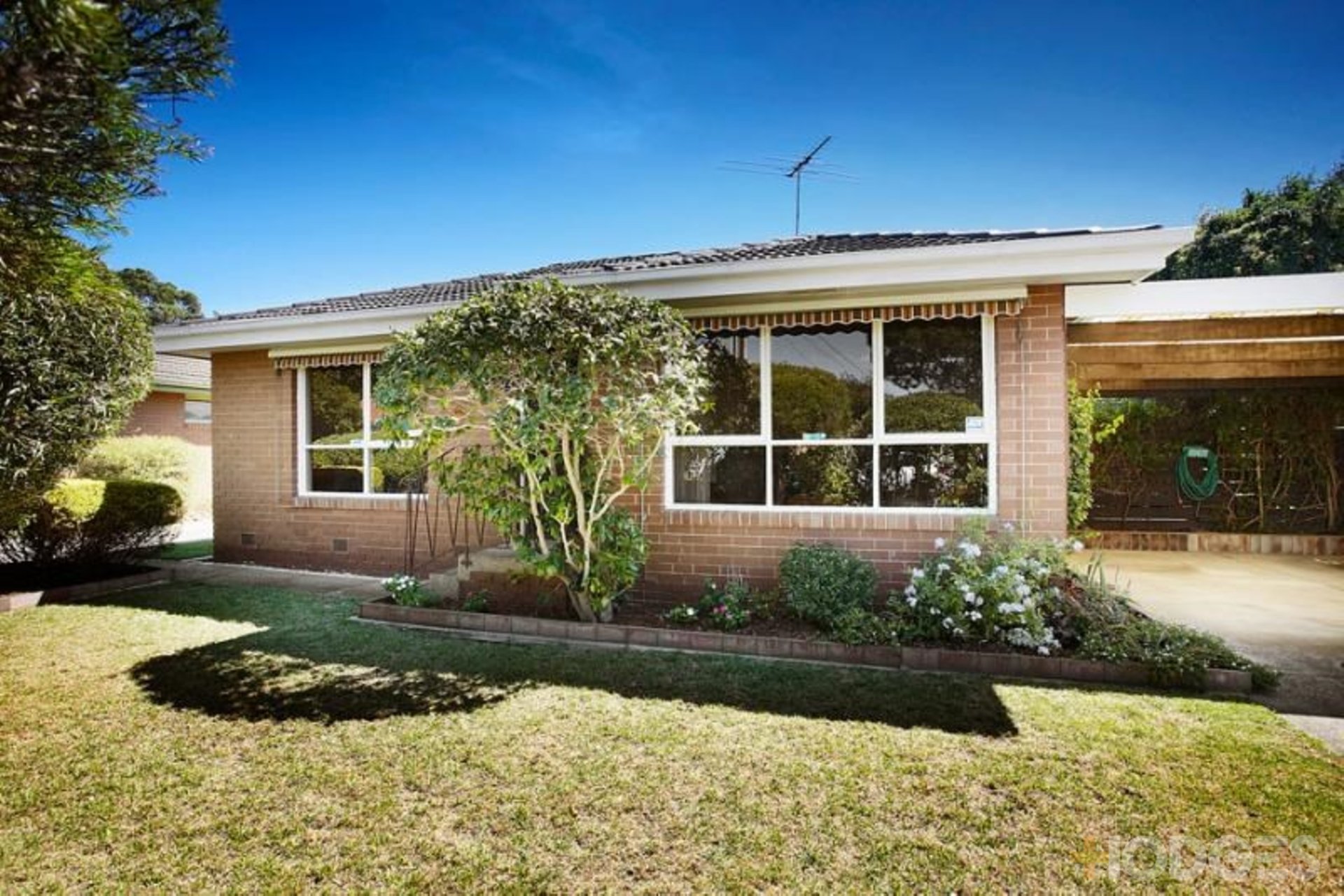 7 / 63 Tibrockney Street Highett