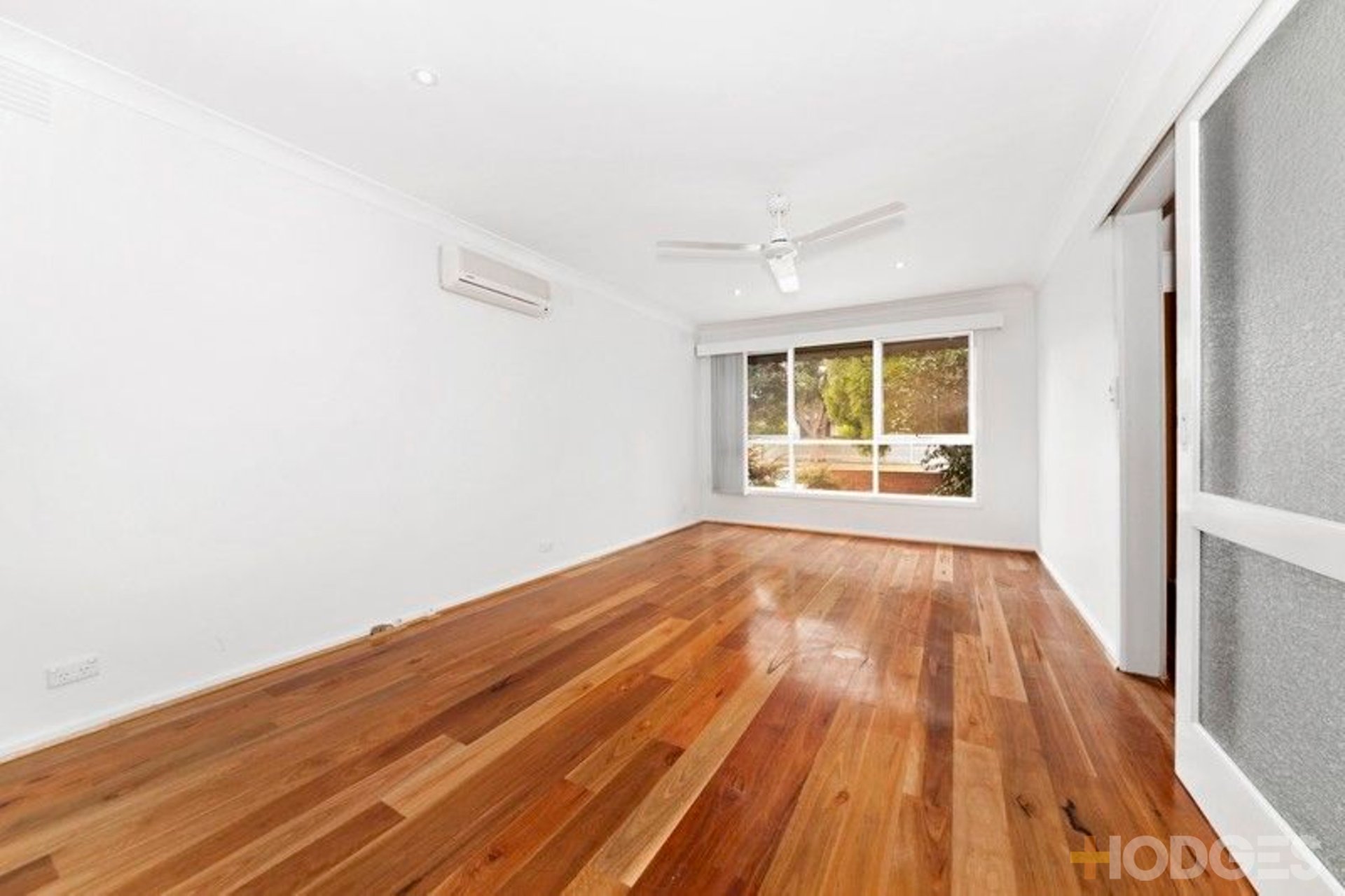 7 / 63 Tibrockney Street Highett