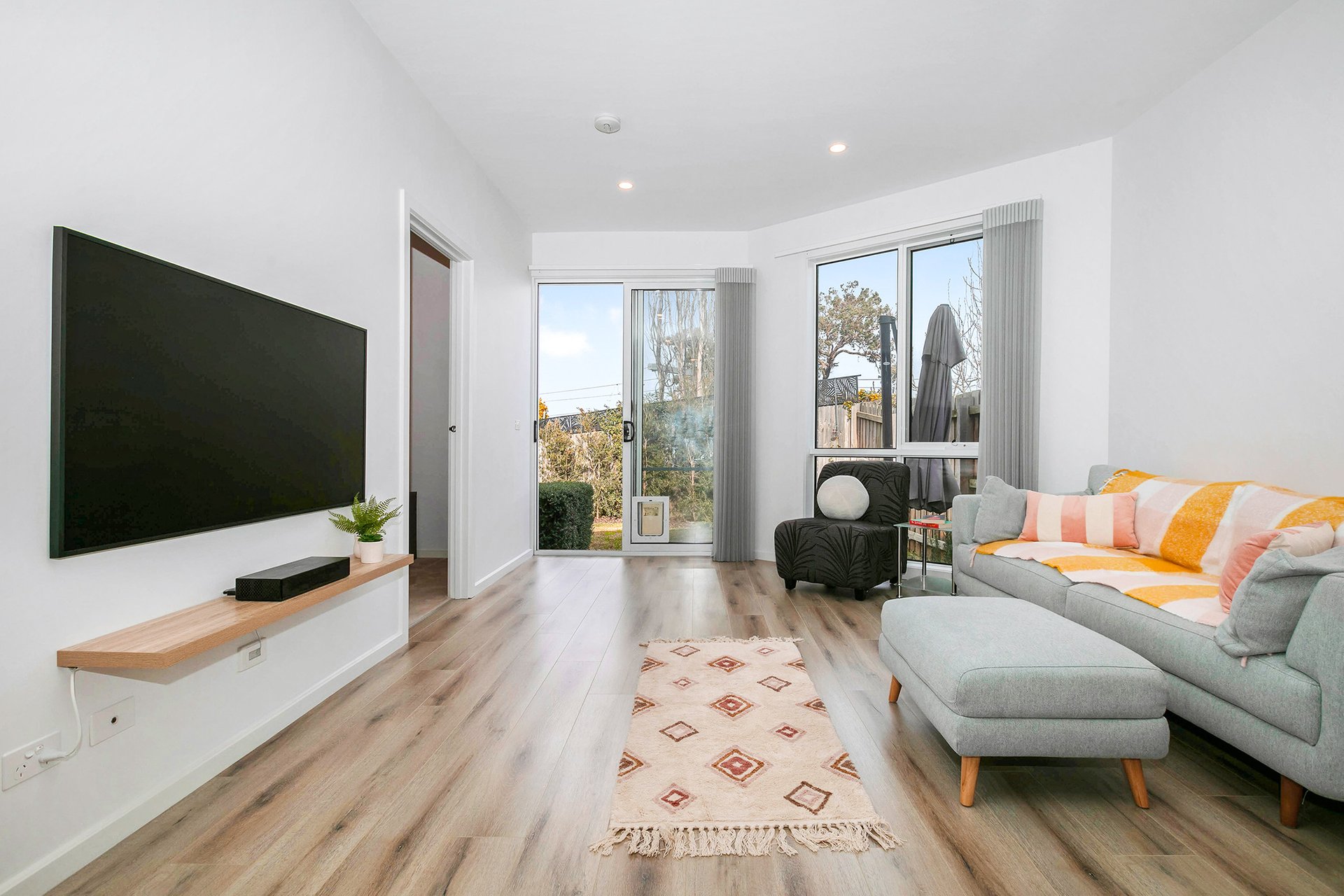 Property Gallery Thumbnail 2