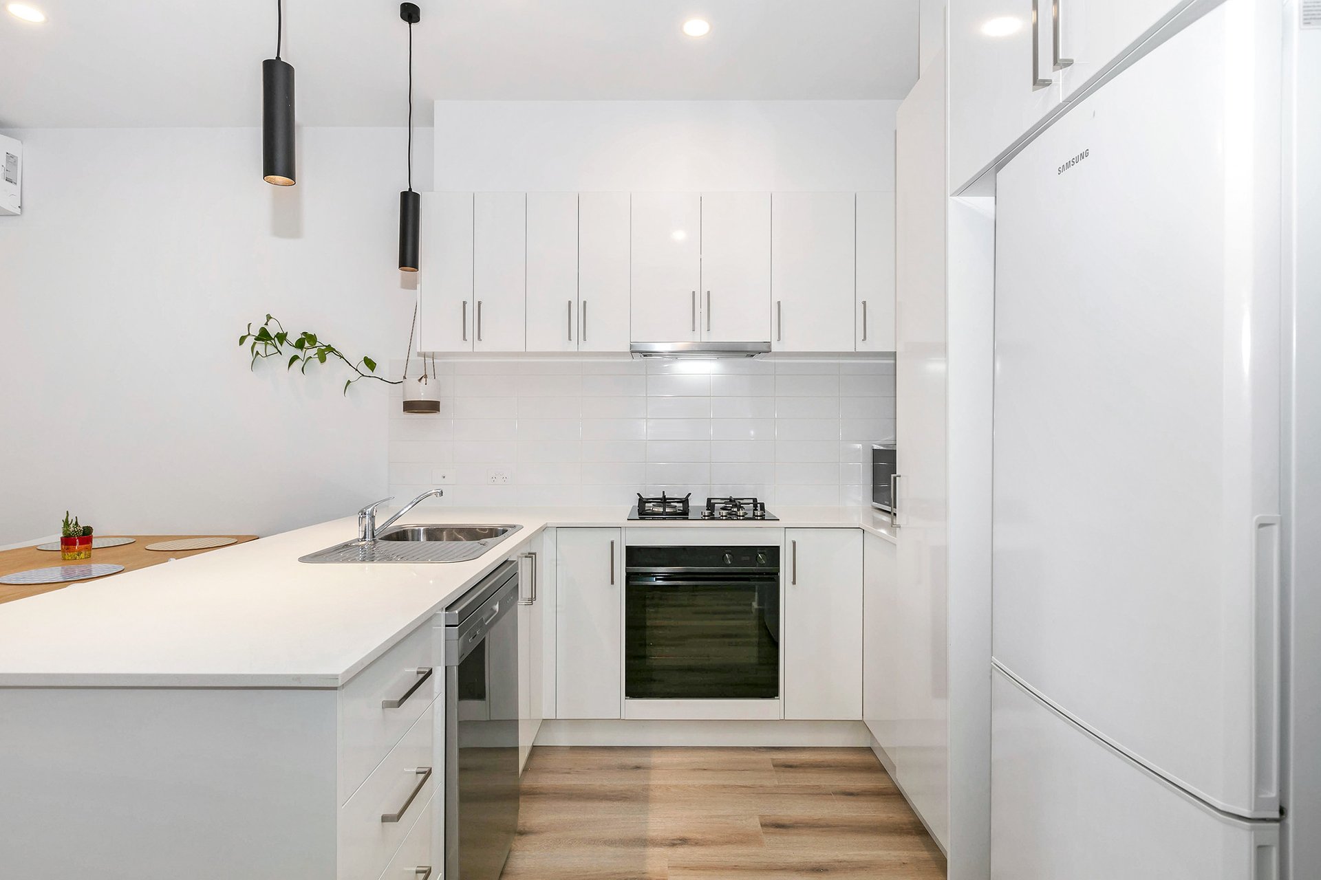 Property Gallery Thumbnail 4