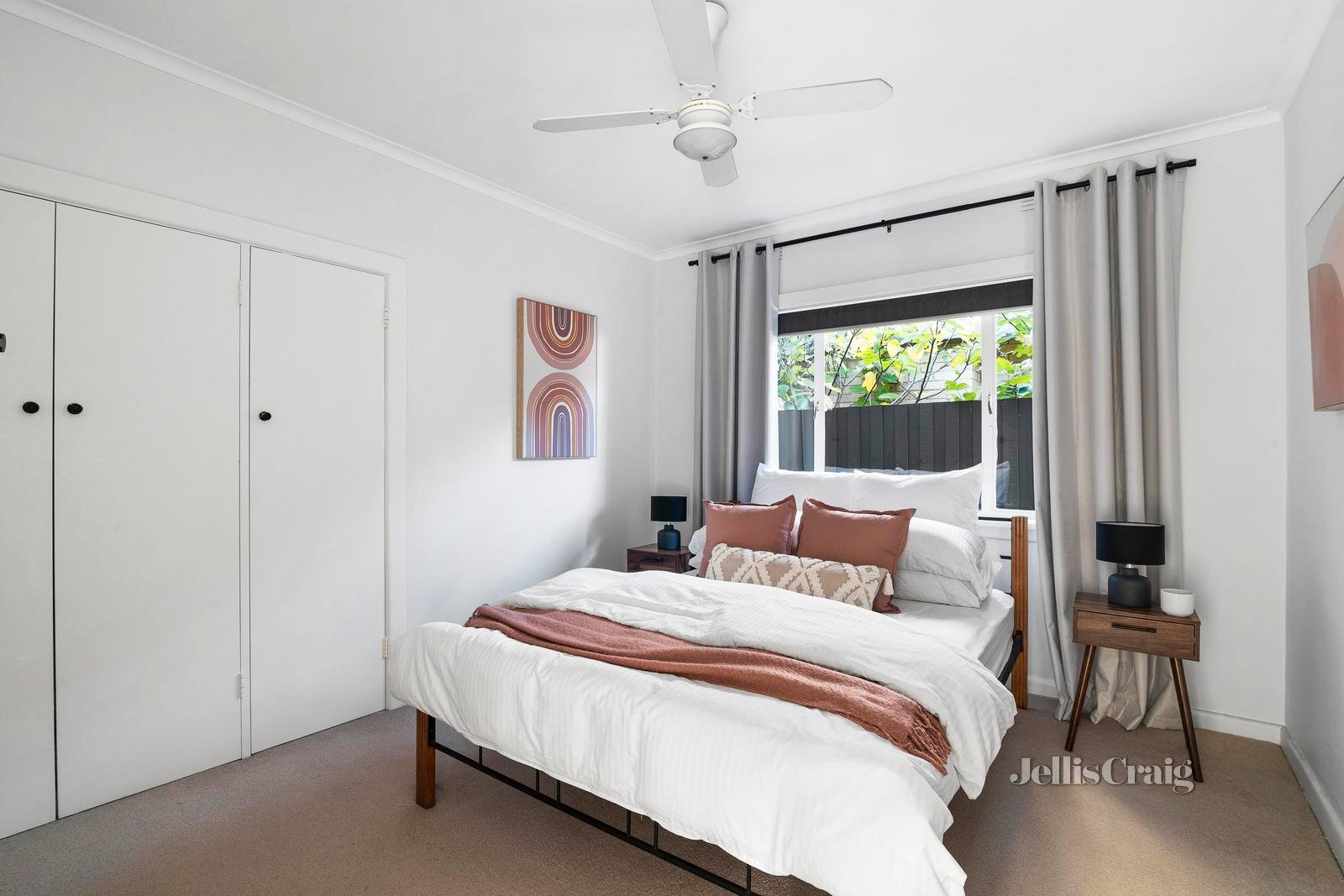 766 Centre Road, Bentleigh East image 13