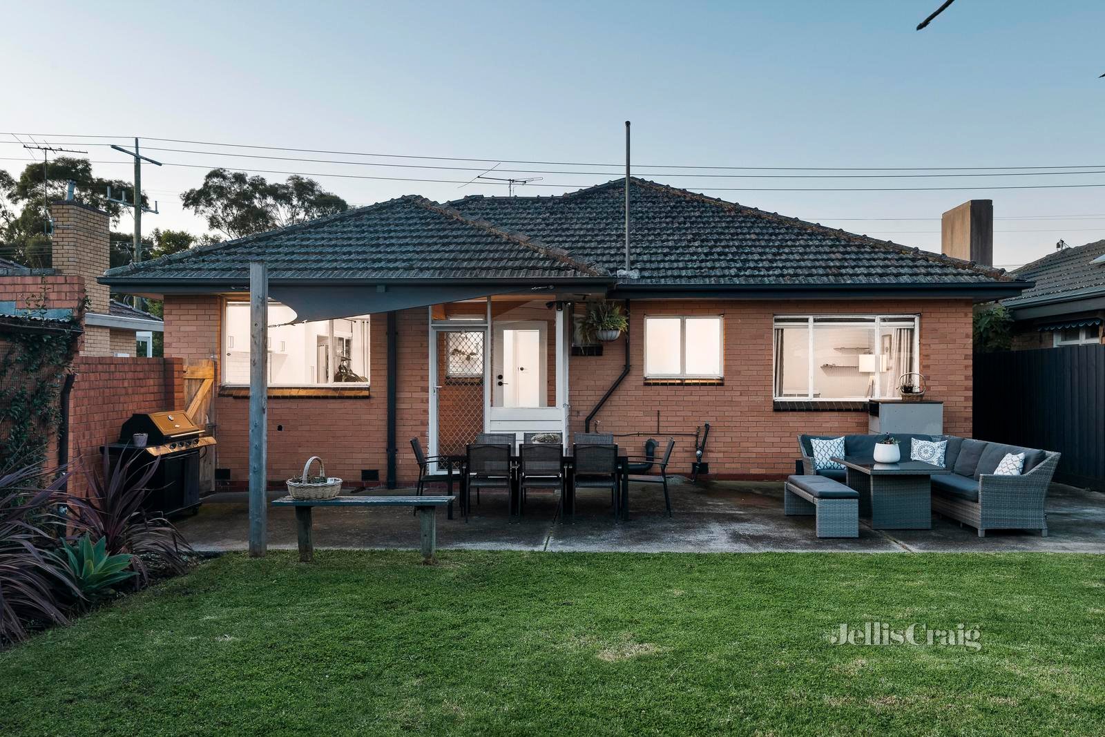 766 Centre Road, Bentleigh East image 18
