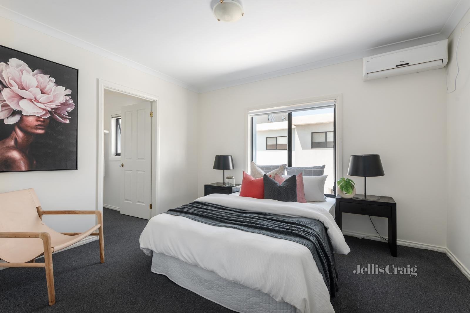 7/675 Centre Road, Bentleigh East image 5