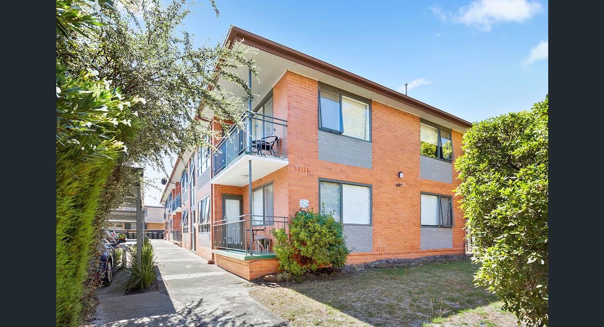 Property Gallery Thumbnail 2