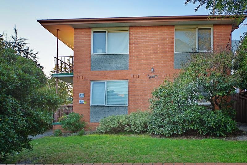 Property Gallery Thumbnail 3
