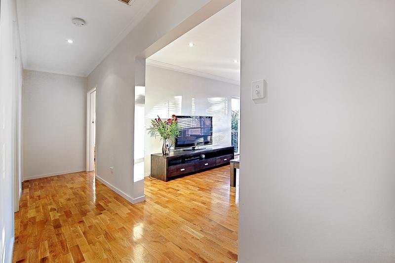 Property Gallery Thumbnail 4