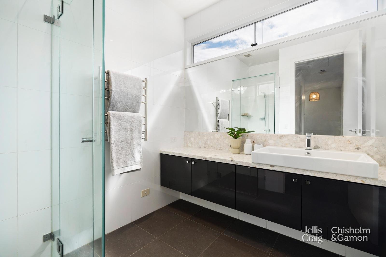 76A Spray Street, Elwood image 9