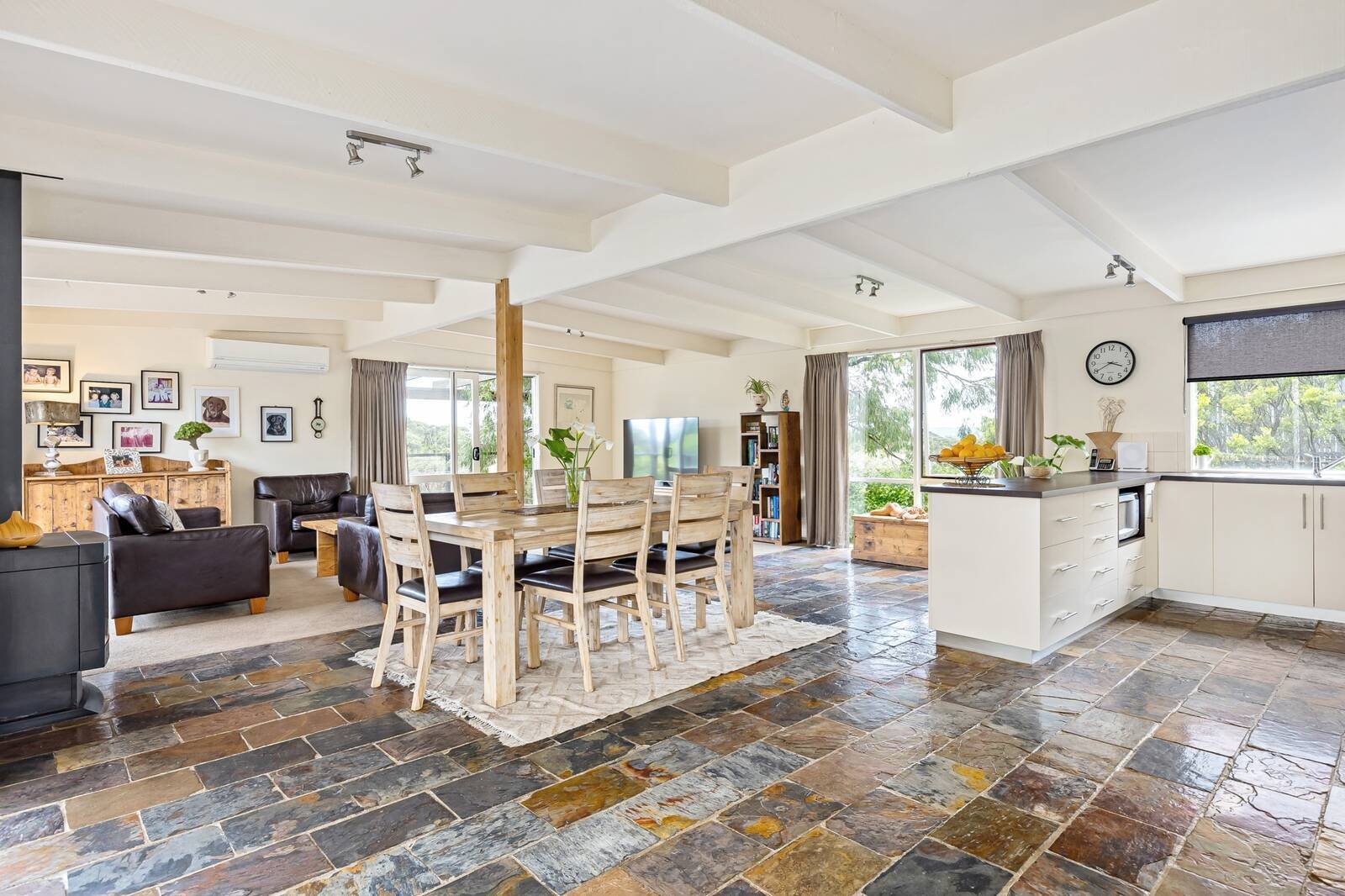 Property Gallery Thumbnail 14