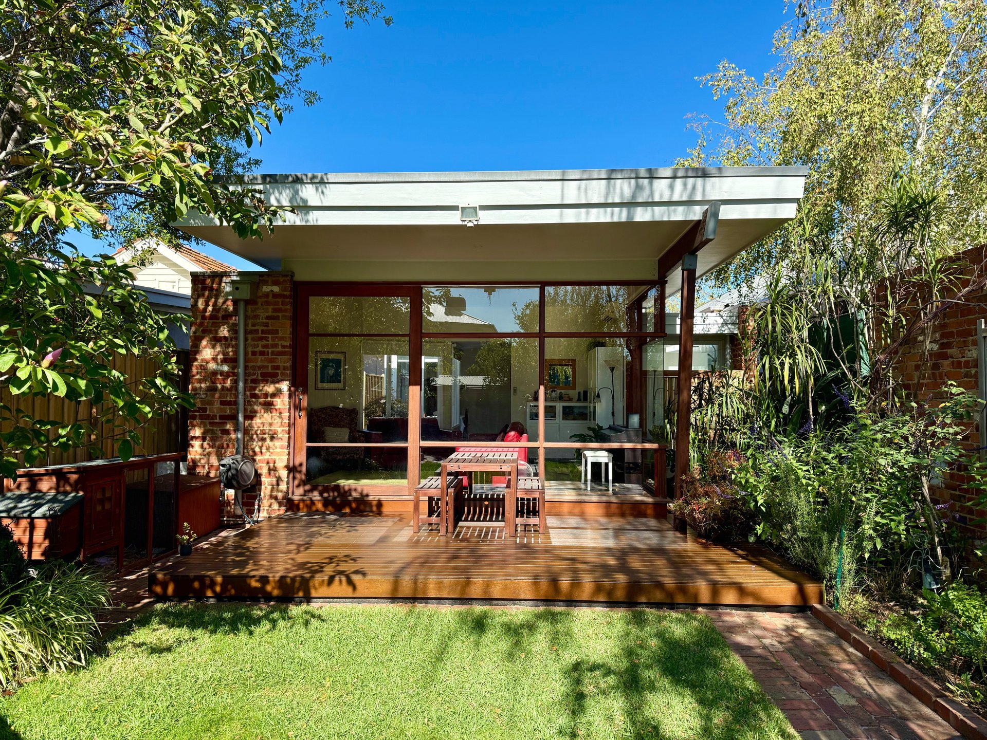 77 Bastings Street, Northcote image 2