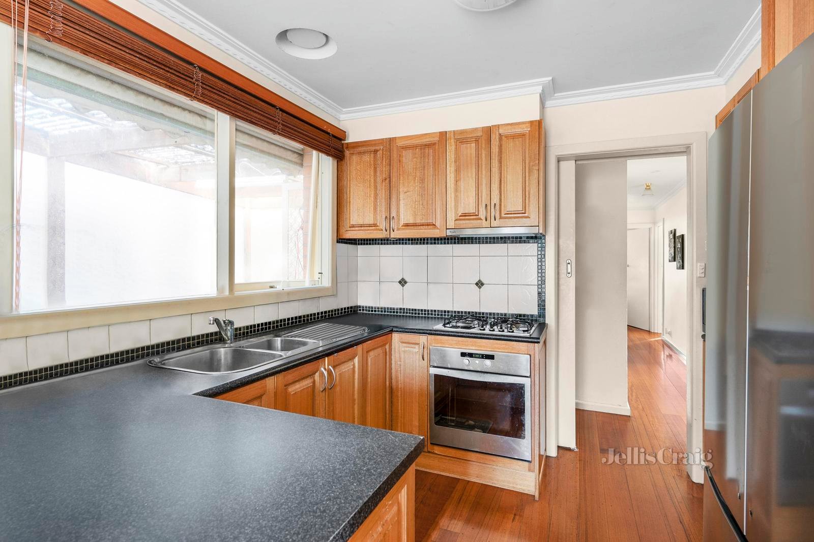 77 Belle Vue Avenue, Highton image 3