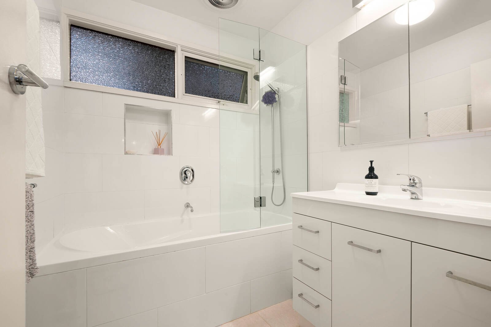 Property Gallery Thumbnail 8