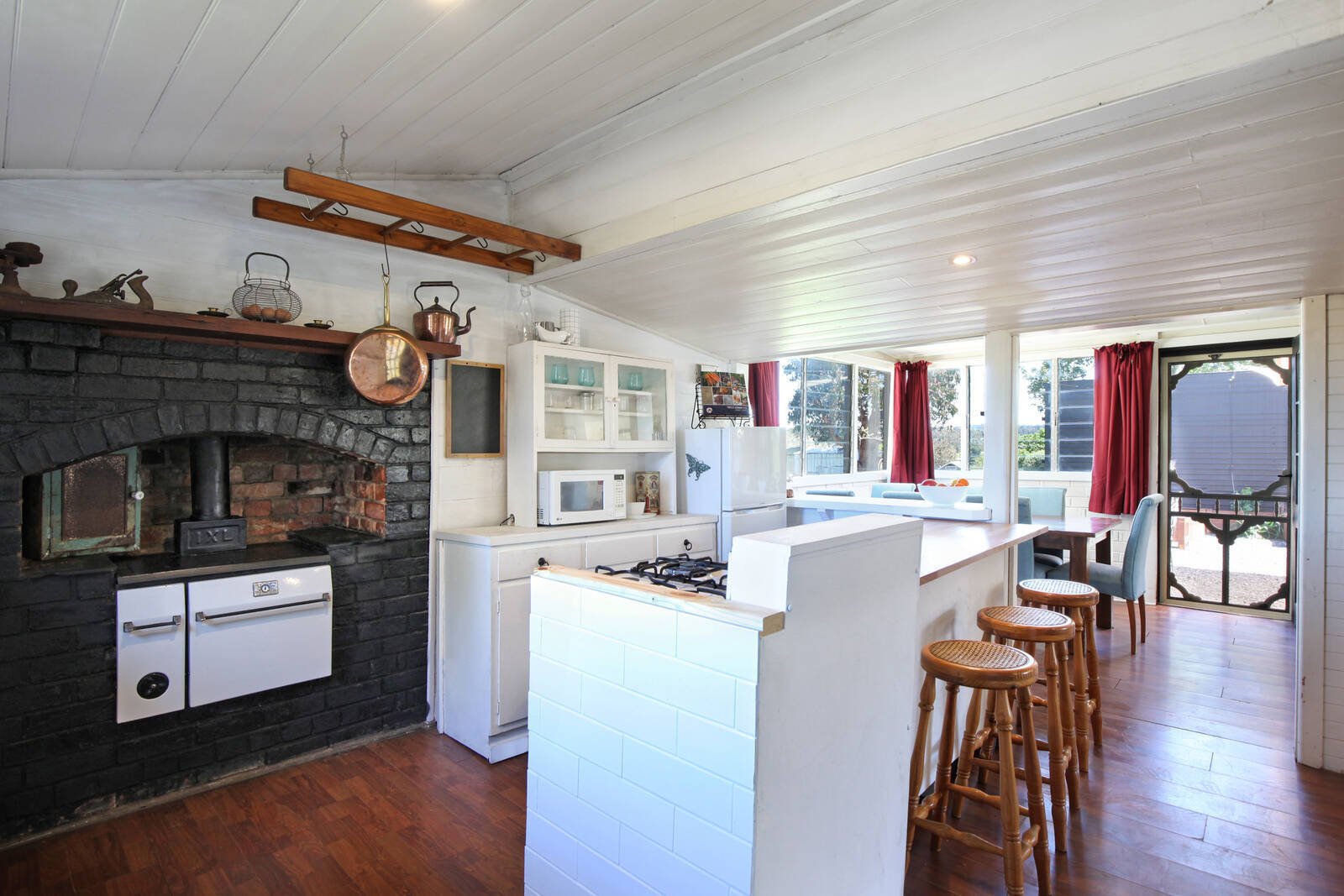 Property Gallery Thumbnail 4