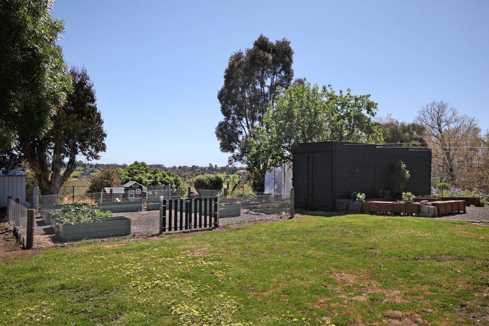 Property Gallery Thumbnail 17