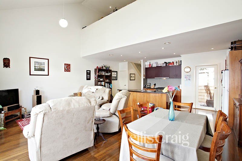 77 John Liston Drive, Newport image 3