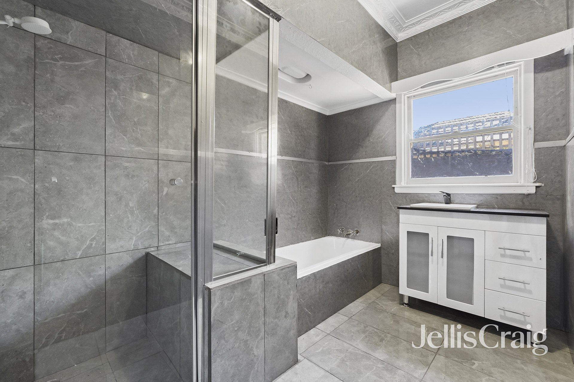 77 Kingston Road, Heatherton image 6