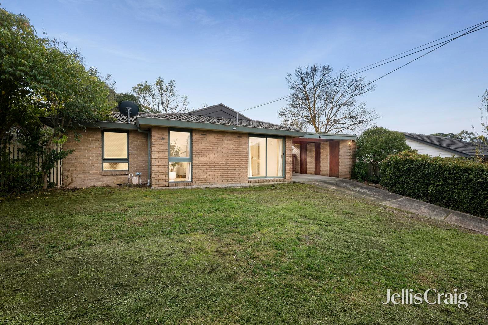 77 Kipling Avenue, Mooroolbark image 1