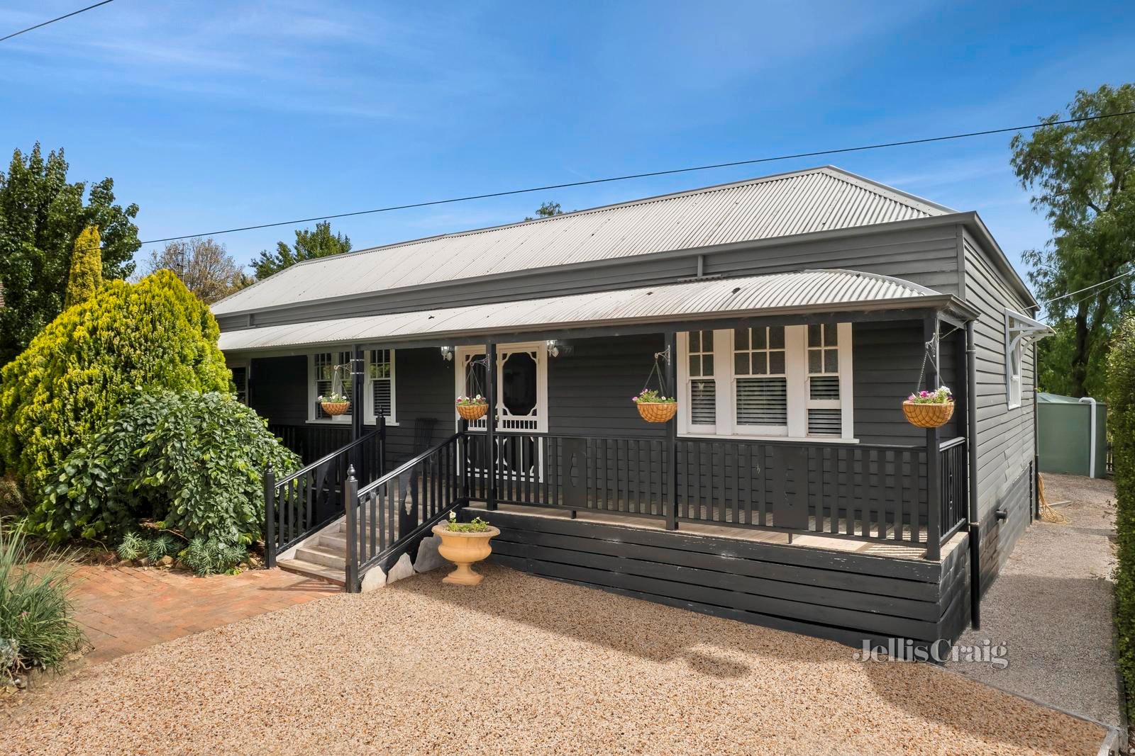 77 Main Road, Chewton image 2