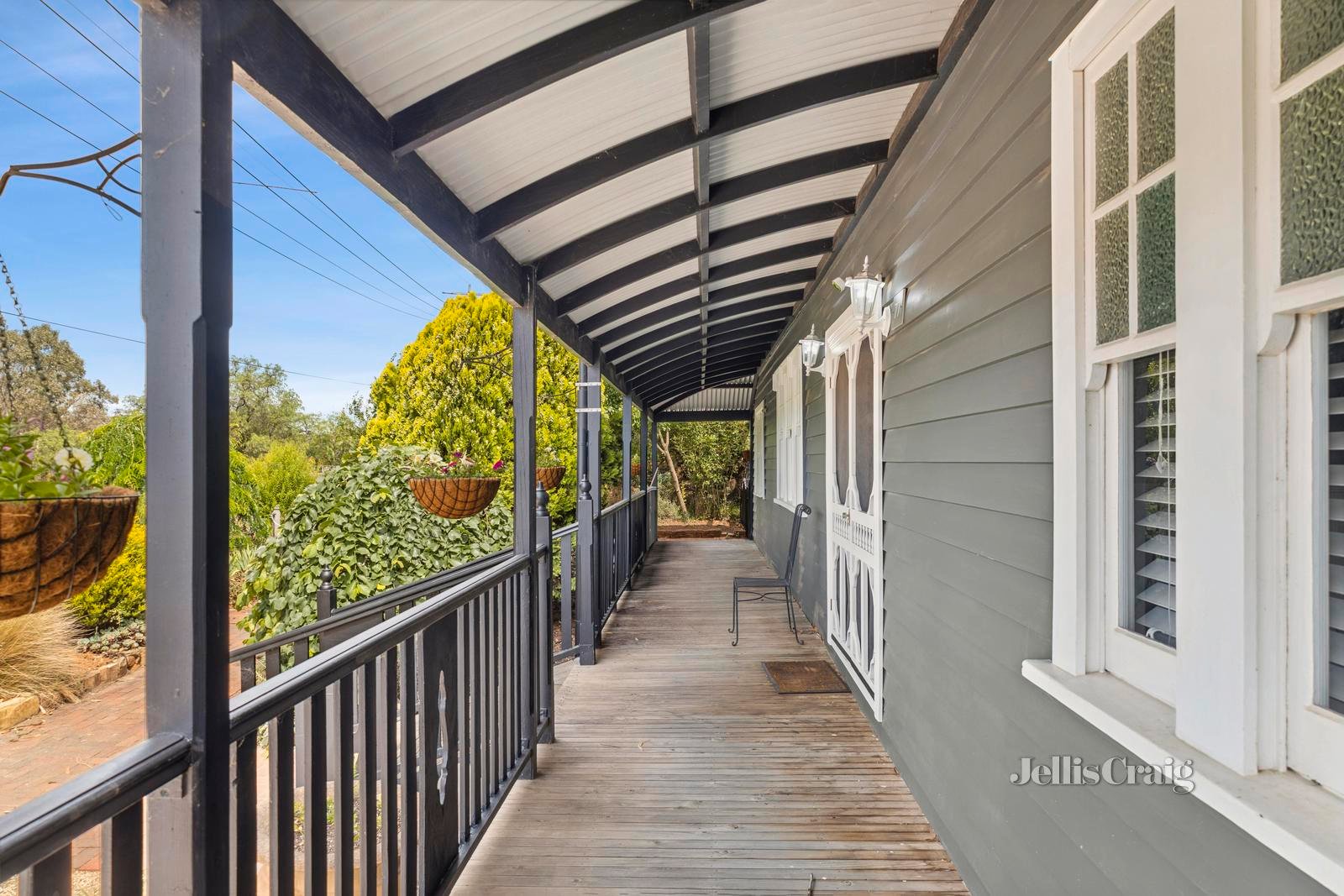 77 Main Road, Chewton image 3