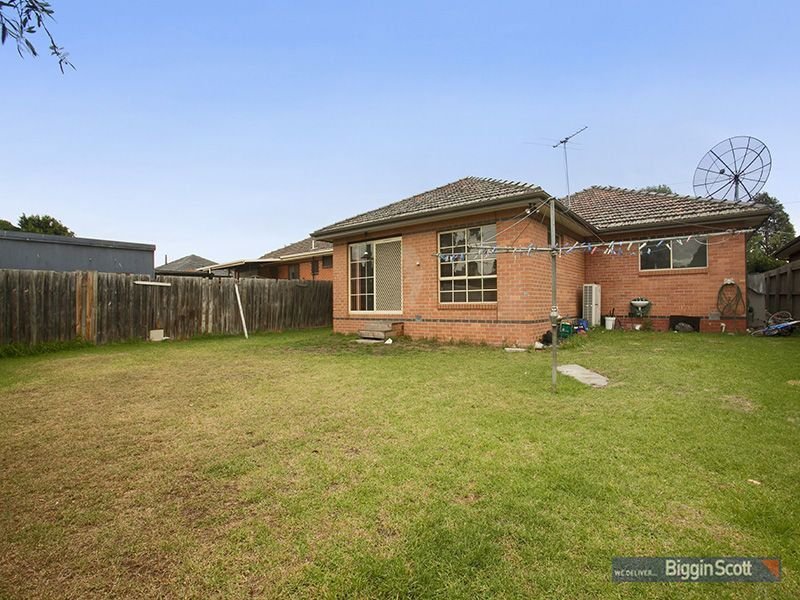 77 McIntosh Road, Altona North image 9