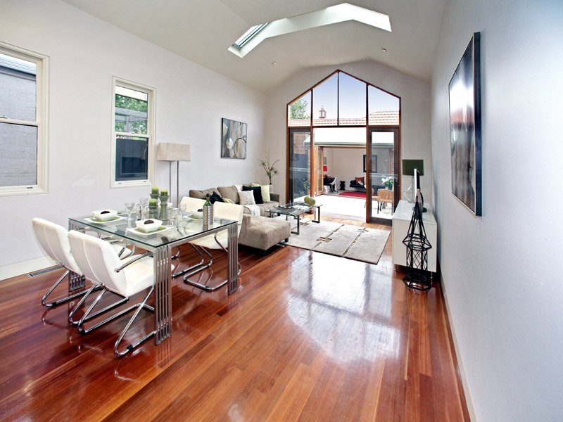 77 Milton Street, Elwood image 2