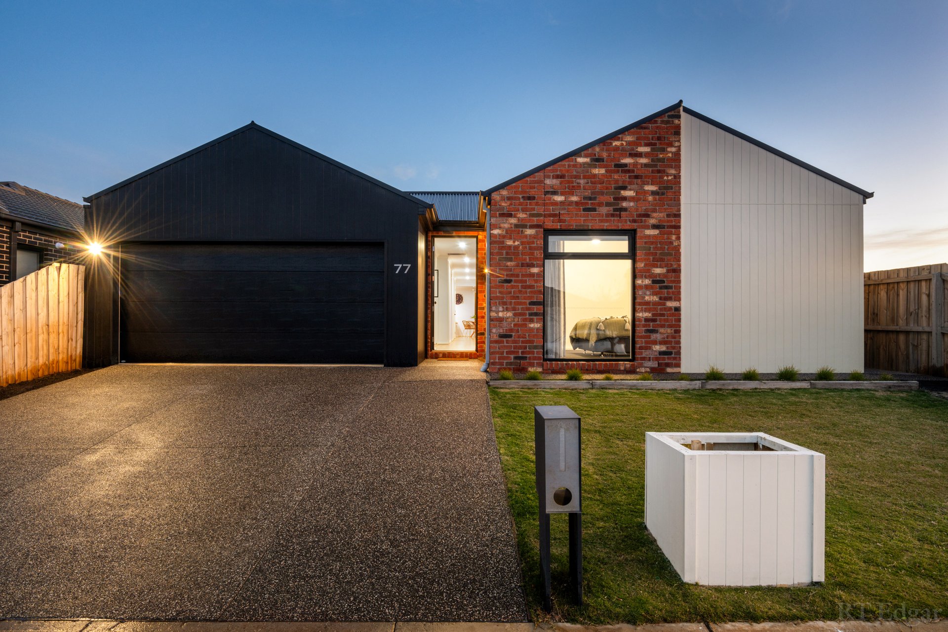 Property Gallery - Main Image