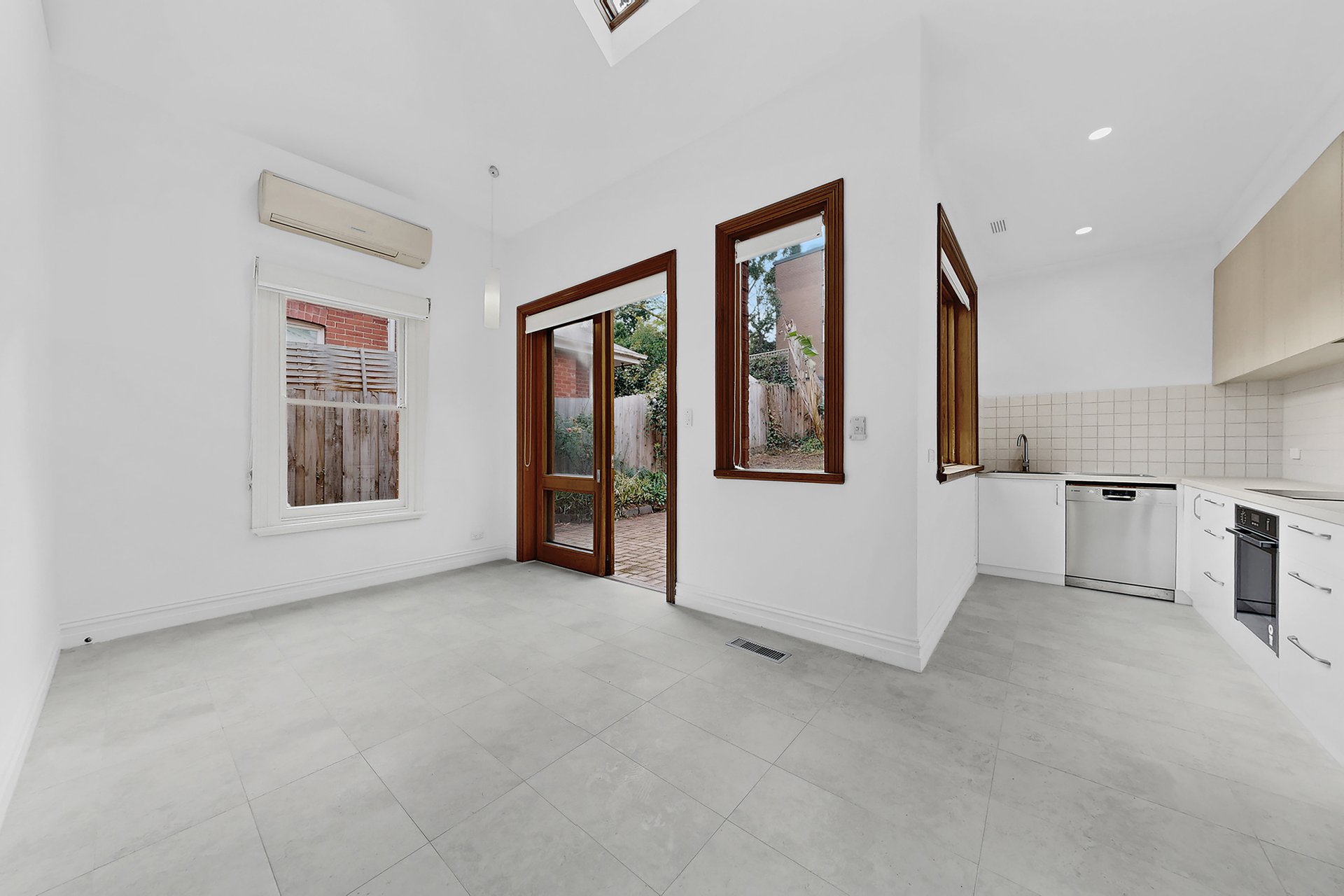 77 Morang Road, Hawthorn image 7