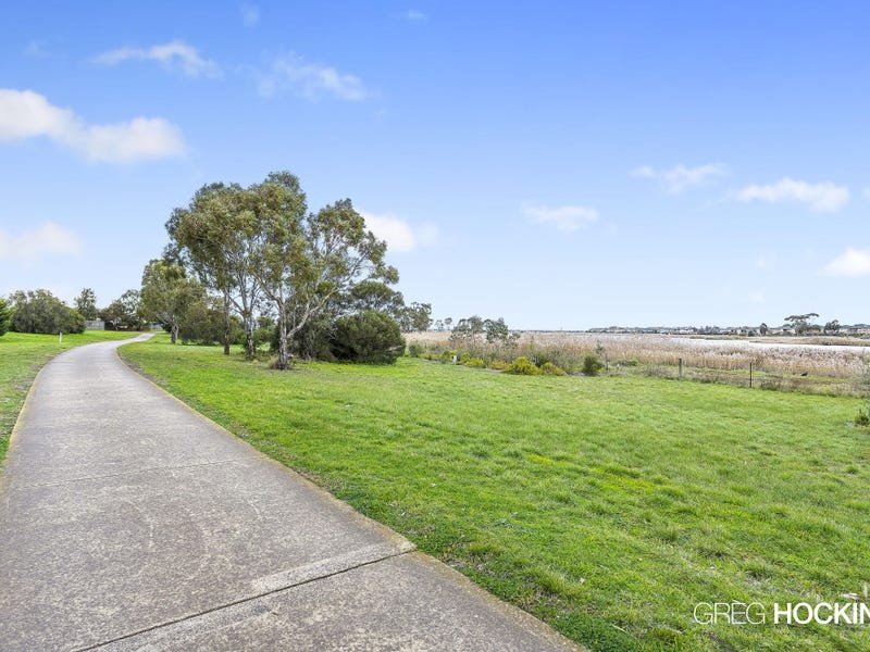 77 Sommers Drive, Altona Meadows image 14