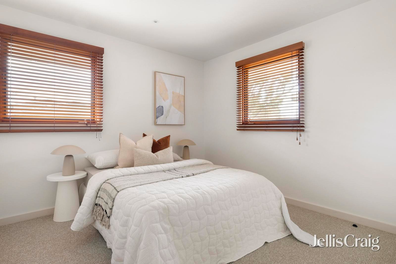 77 Springthorpe Boulevard, Macleod image 15