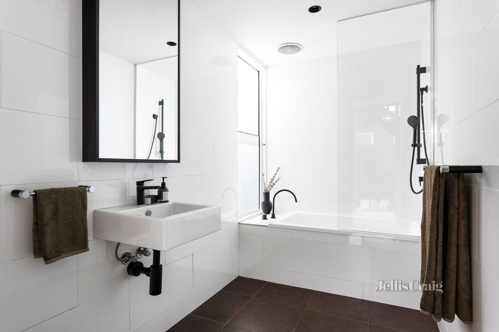 77 Victoria Road, Northcote image 14