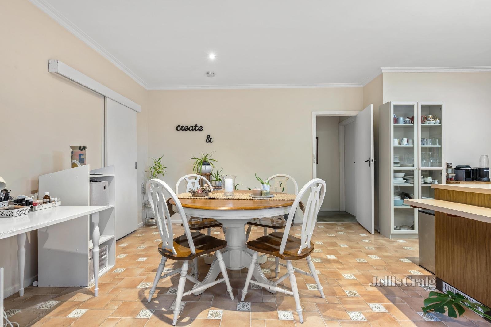 77 Wright Street, Mckinnon image 6