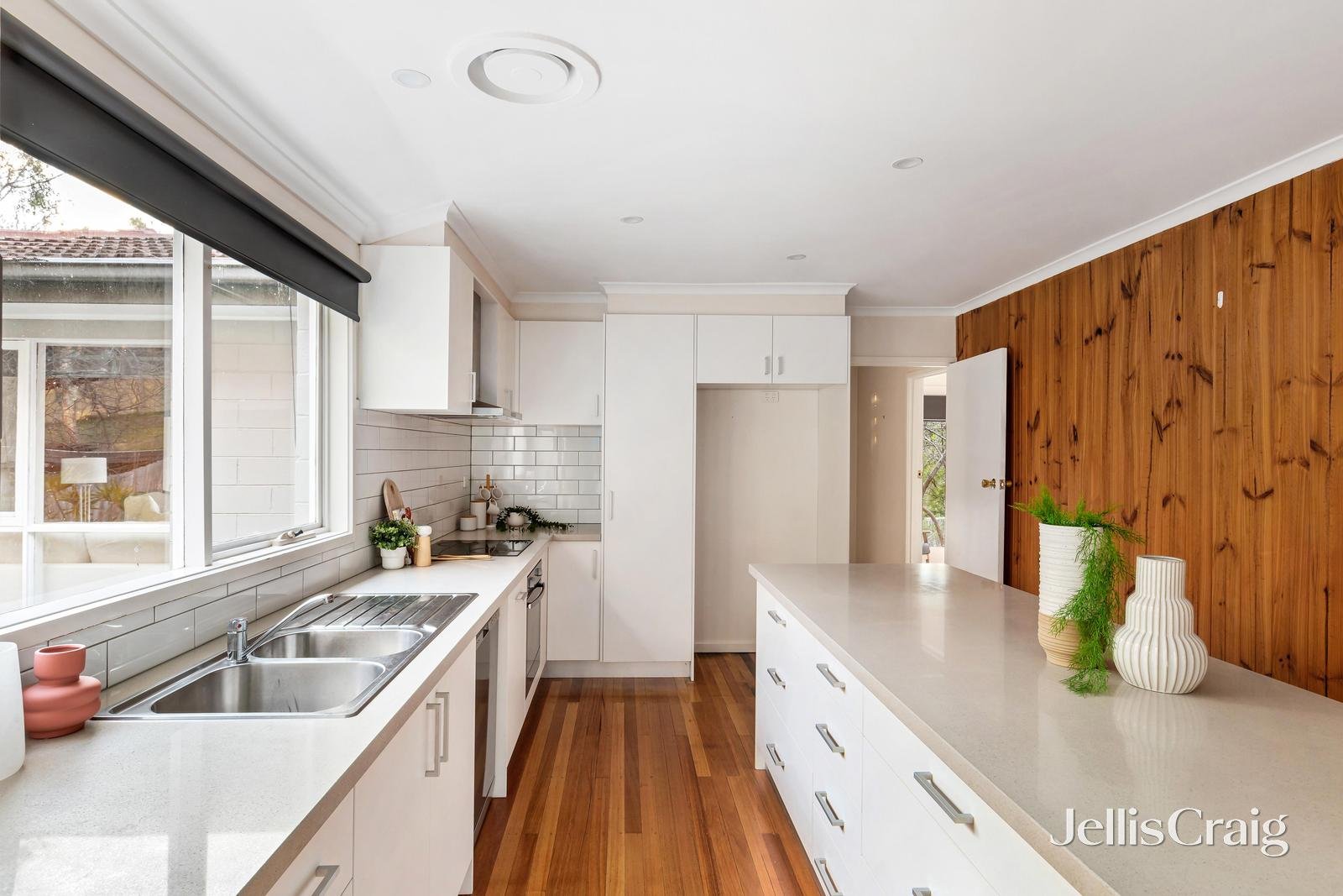 770 Heidelberg Kinglake Road, Hurstbridge image 5
