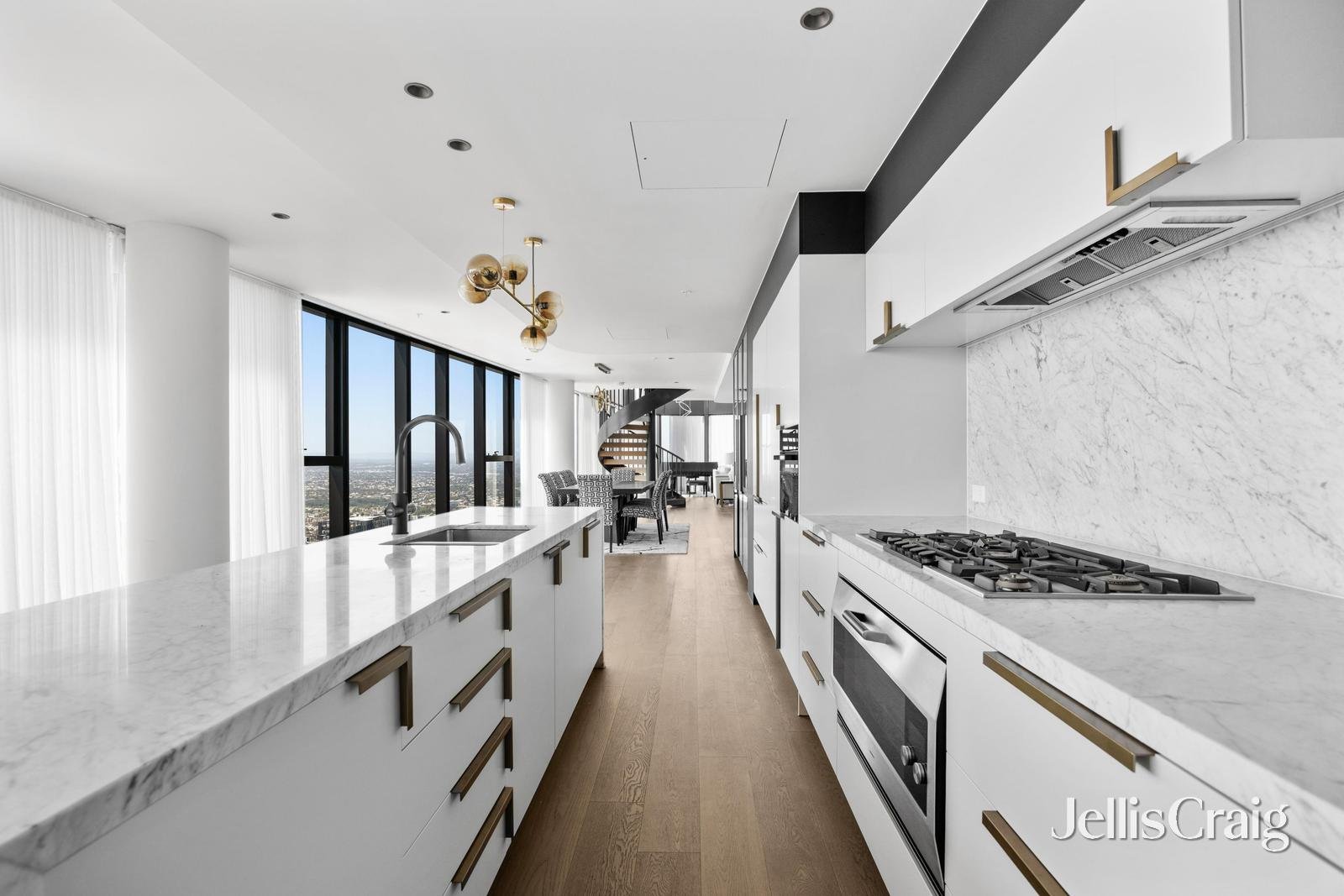 7701/370 Queen Street, Melbourne image 7