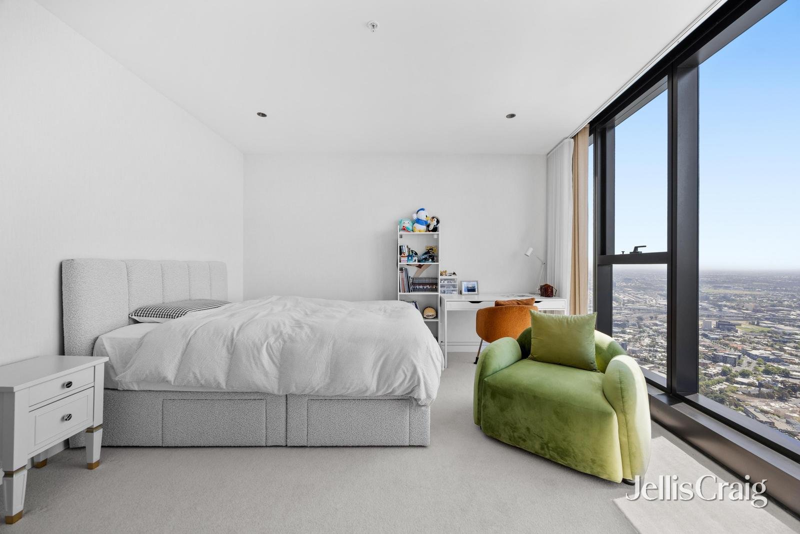 7701/370 Queen Street, Melbourne image 13