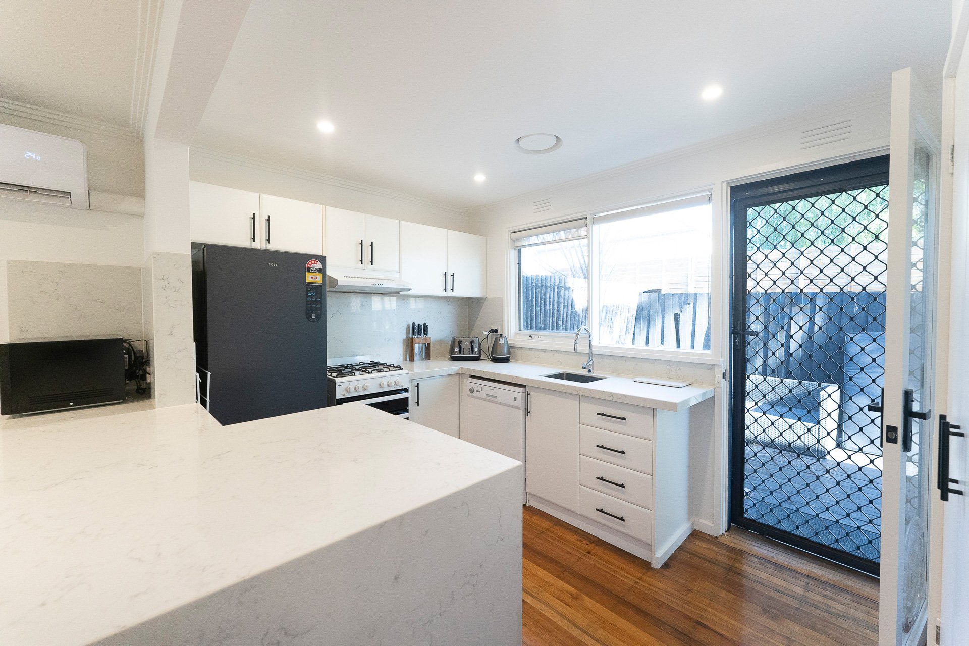 7 / 72 Holyrood Street Hampton
