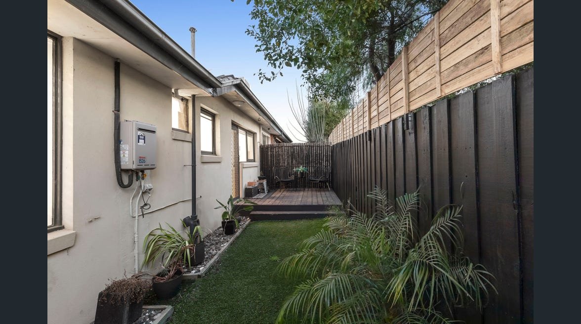 7 / 72 Holyrood Street Hampton