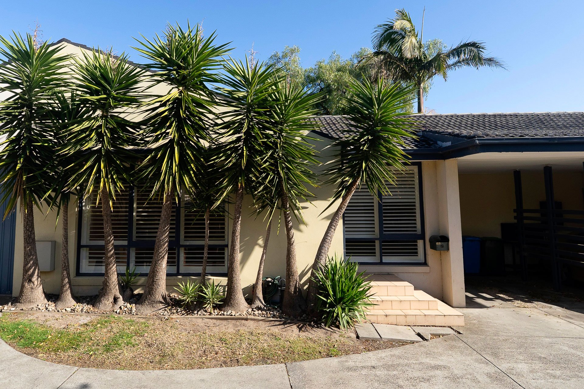 7 / 72 Holyrood Street Hampton