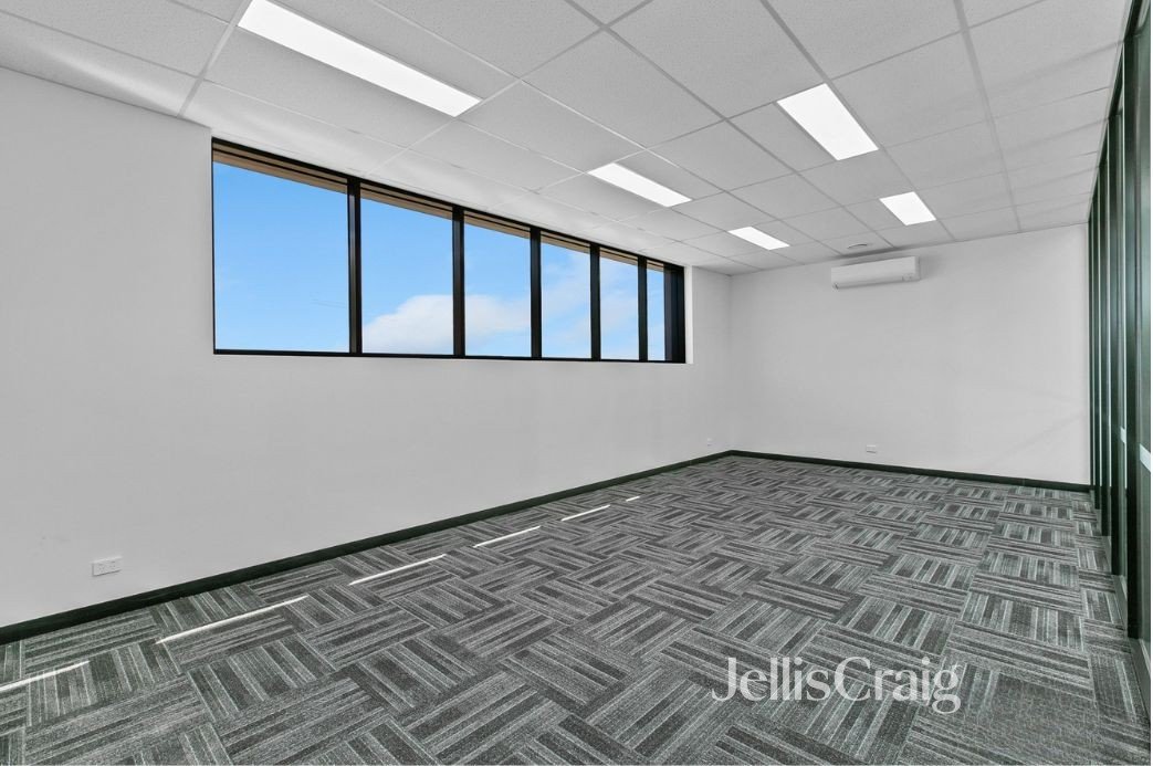 77/23 Chambers Road, Altona North image 6