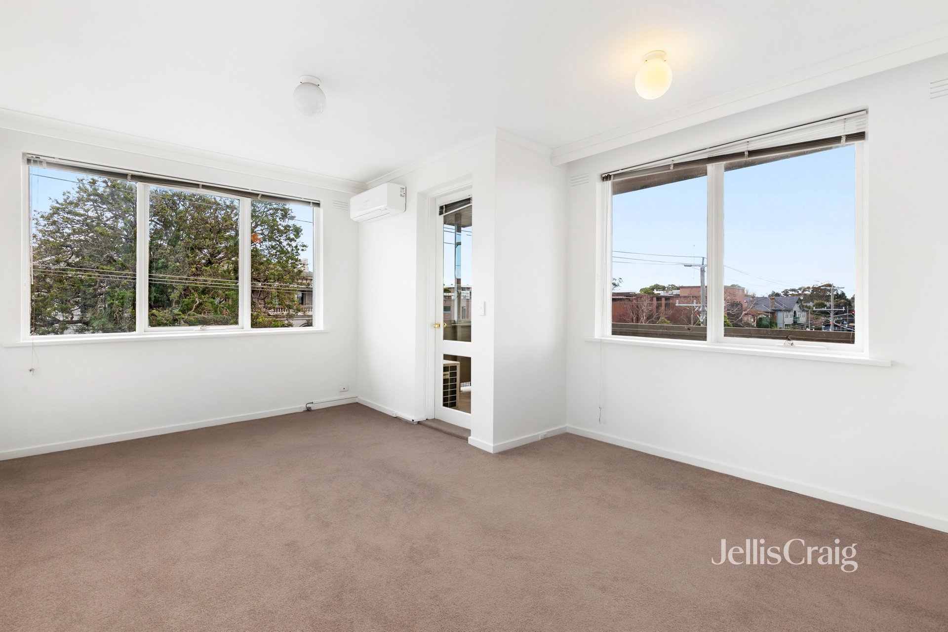 7/73 Alma Road, St&nbsp;Kilda image 2