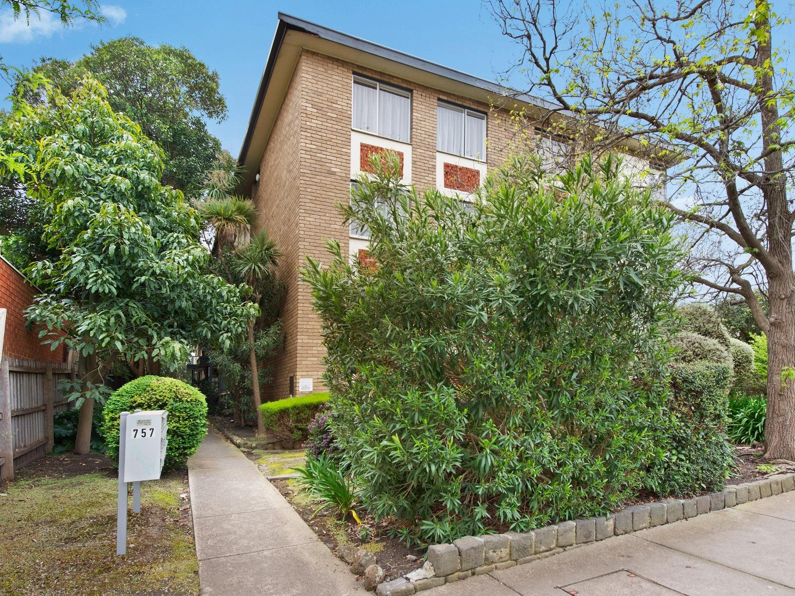 7/757 Burwood Road, Hawthorn East image 7