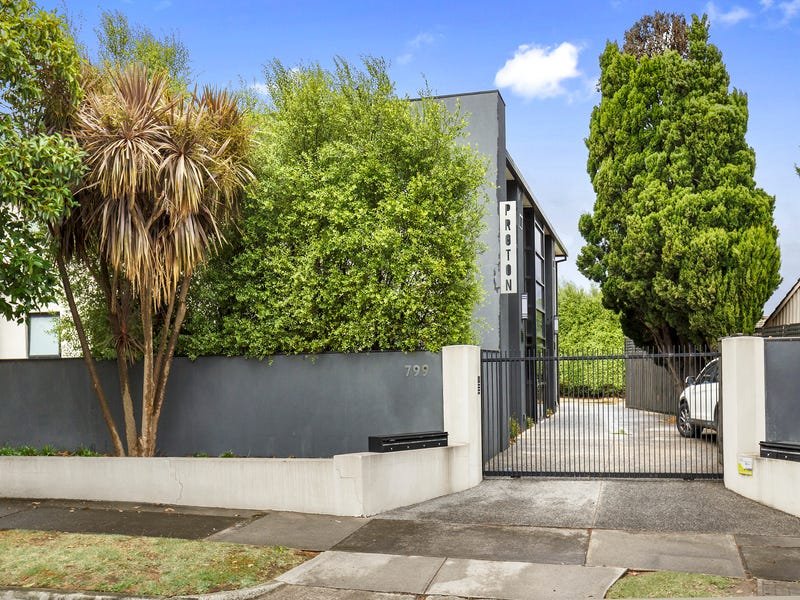 Property Gallery - Main Image