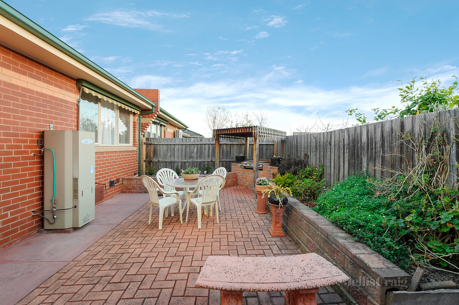 77A Fulham Road, Alphington image 7