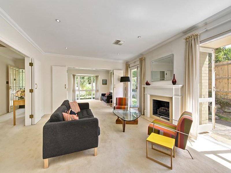 77A Kooyongkoot Road, Hawthorn image 3