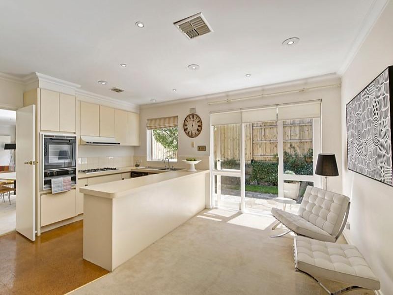 77A Kooyongkoot Road, Hawthorn image 6